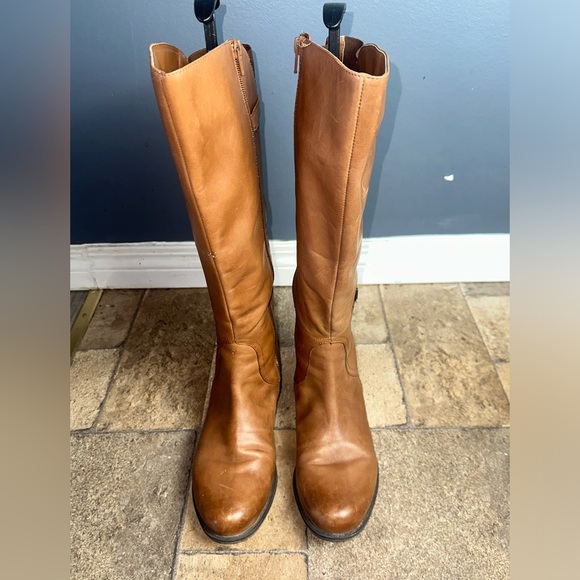 Naturalizer Size 8 - Picture 3 of 9